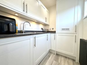 Photo 21- click for photo gallery